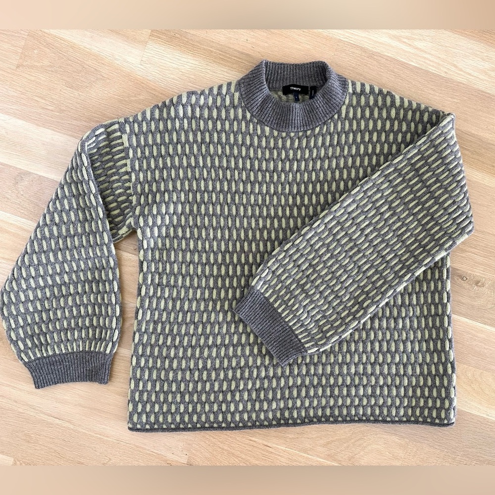 THEORY 100% Cashmere Warm Grey and Lime Sweater Size L Large Super Soft!